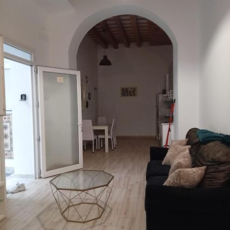 Apartamento Veedor 19 Dias Y Muchas Noches Cádis Exterior foto