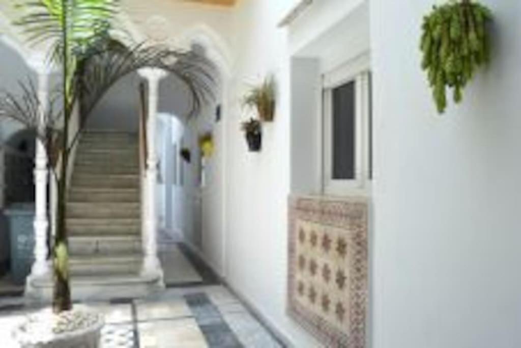 Apartamento Veedor 19 Dias Y Muchas Noches Cádis Exterior foto